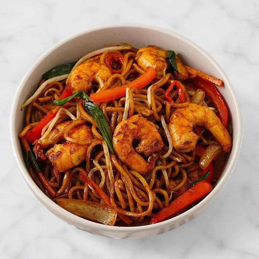 Chili Garlic Prawn Chow Mein