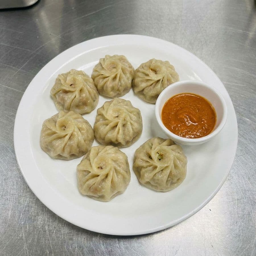 Veggie Momos (10 pcs)