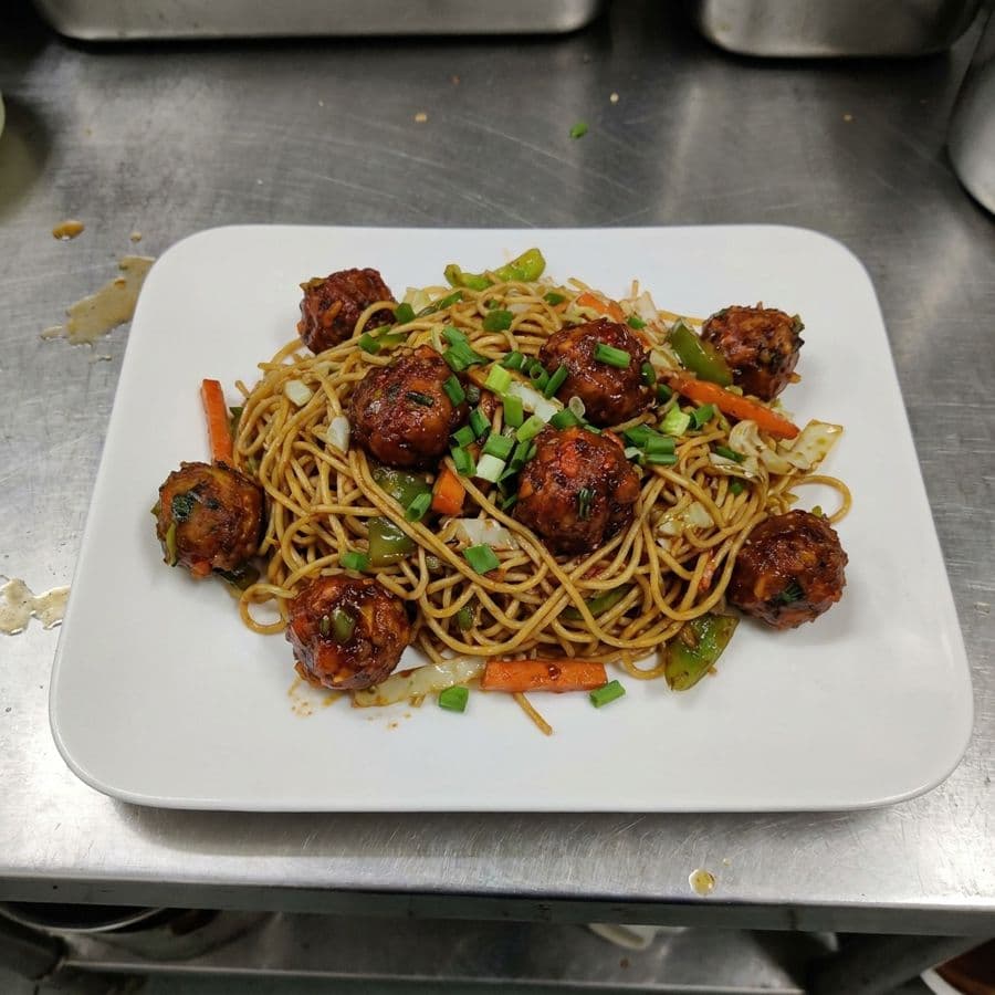 Szechuan Chow Mein with Manchurian Vegetable Balls Spicy