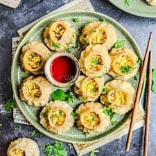 Paneer Momos (10 pcs)