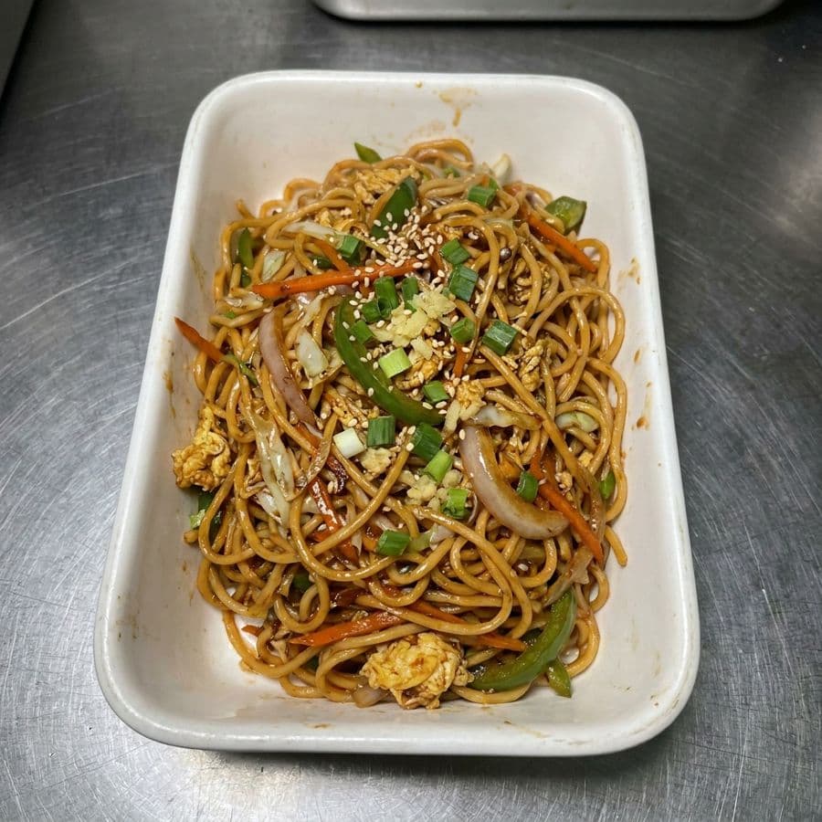 Chili Garlic Egg Chow Mein