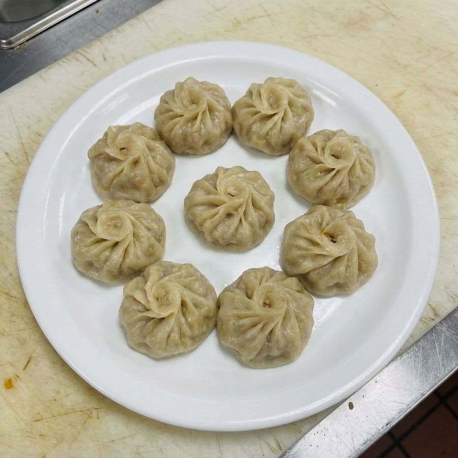Shrimp Momos (10 pcs)